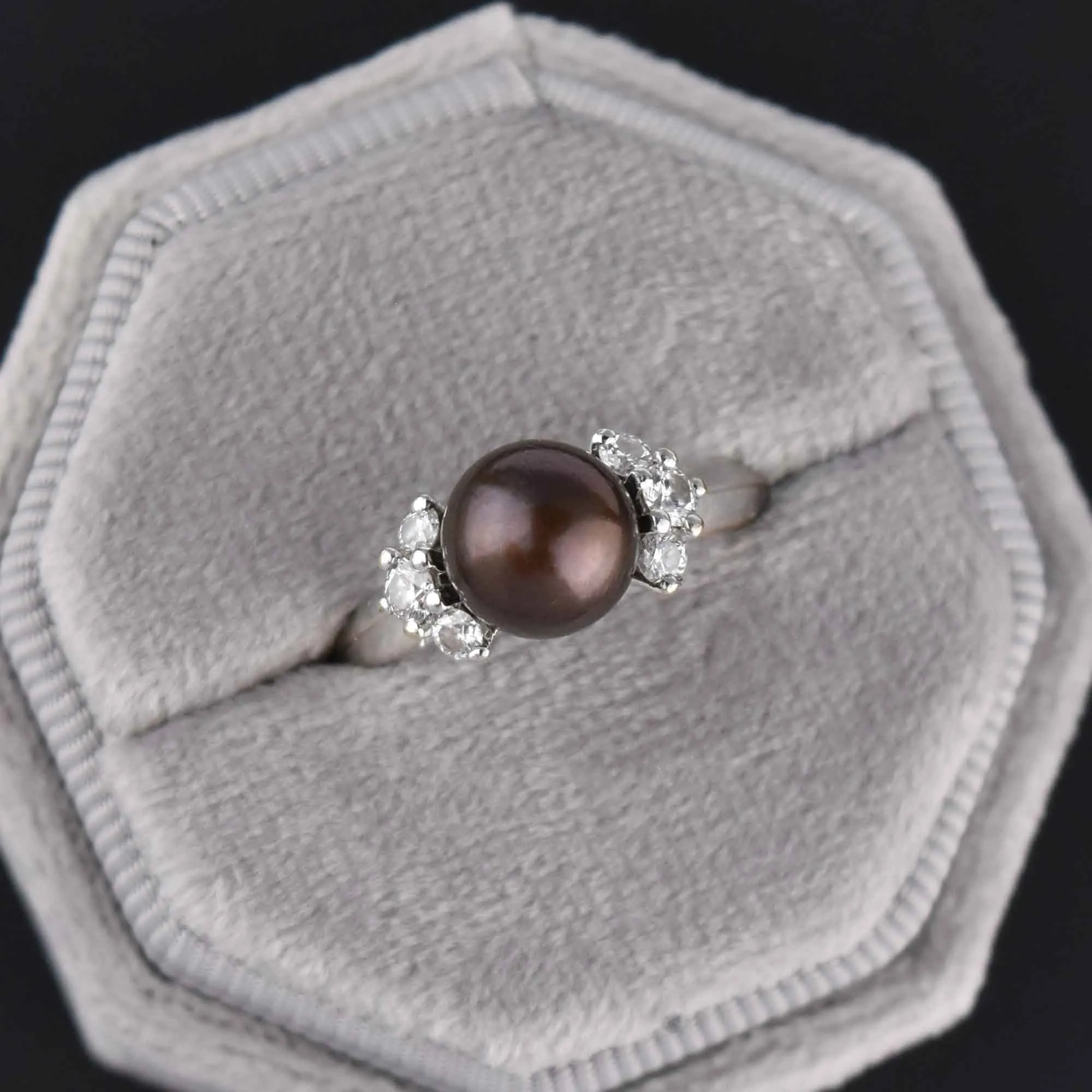 18K White Gold Diamond Black Pearl Ring