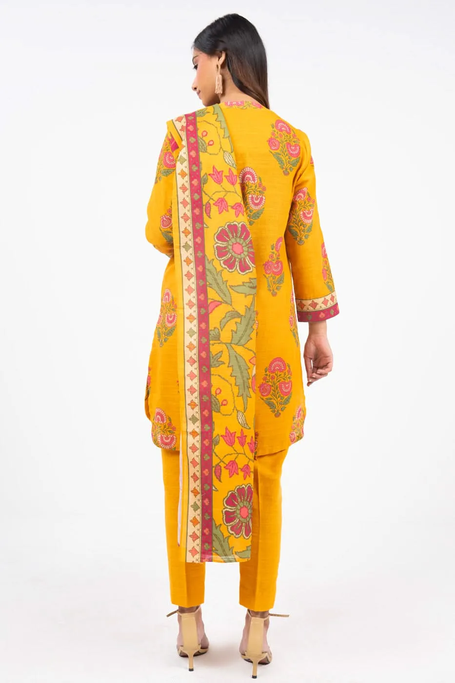 2 Piece Printed Khaddar Suit With Khaddar Dupatta