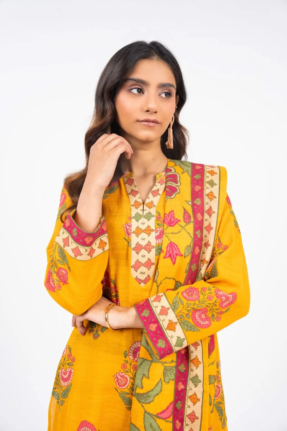 2 Piece Printed Khaddar Suit With Khaddar Dupatta