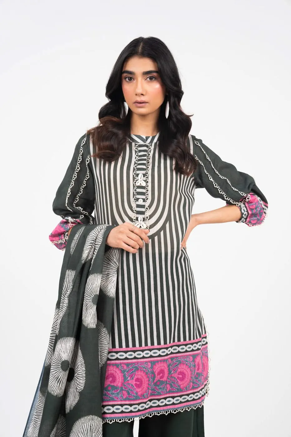 2 Piece Printed Khaddar Suit With Light Khaddar Dupatta