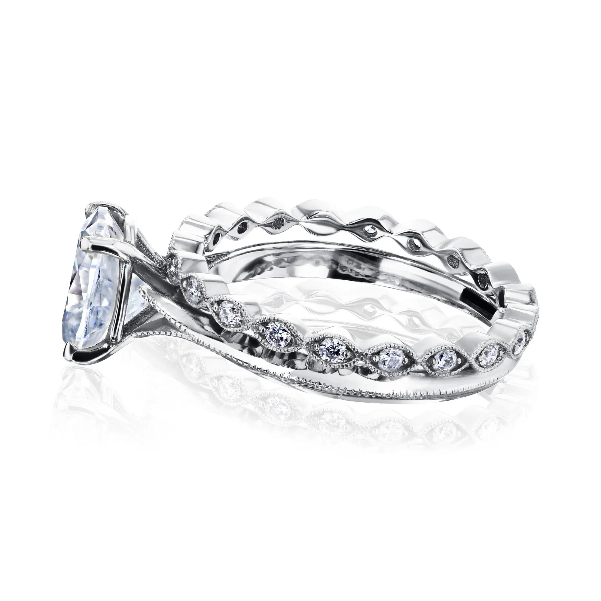 2ct Oval Knife Edge Eyelet Bridal Set