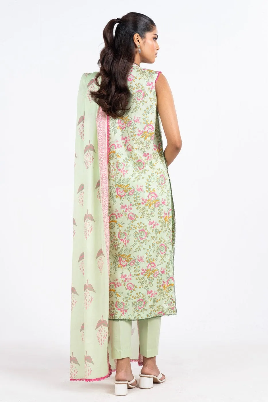 3 Pc Printed Lawn Suit With Lawn Dupatta