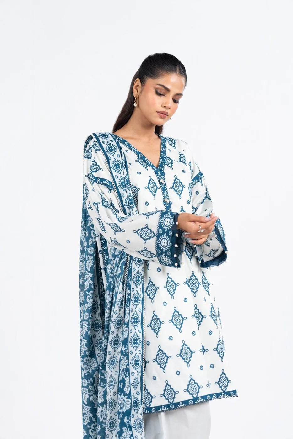 3 Pc Printed Lawn Suit With Lawn Dupatta