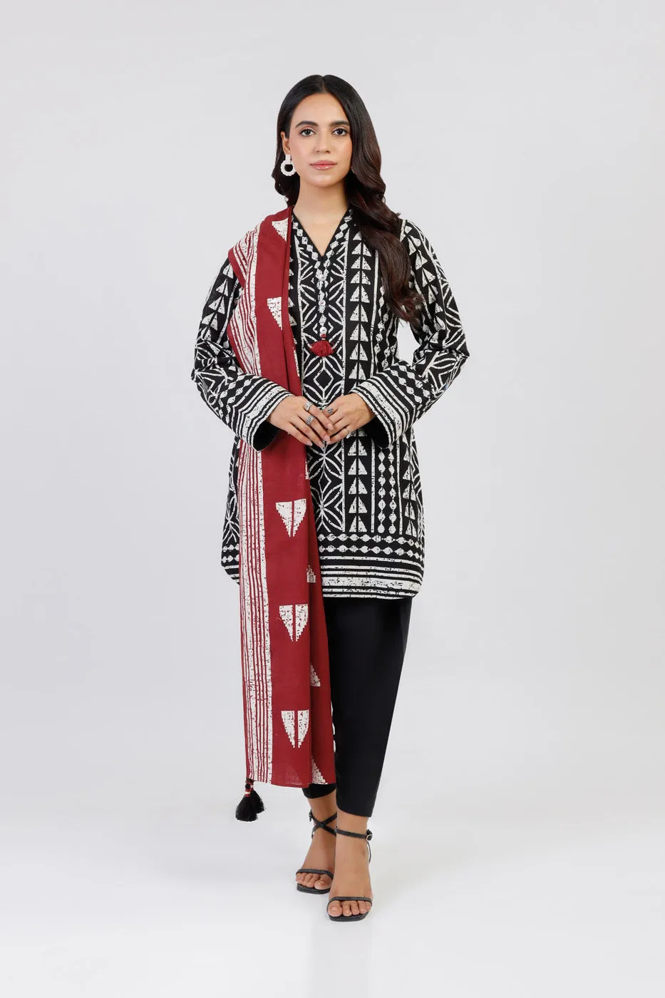 3 Piece Printed Khaddar Suit With Light Khaddar Dupatta