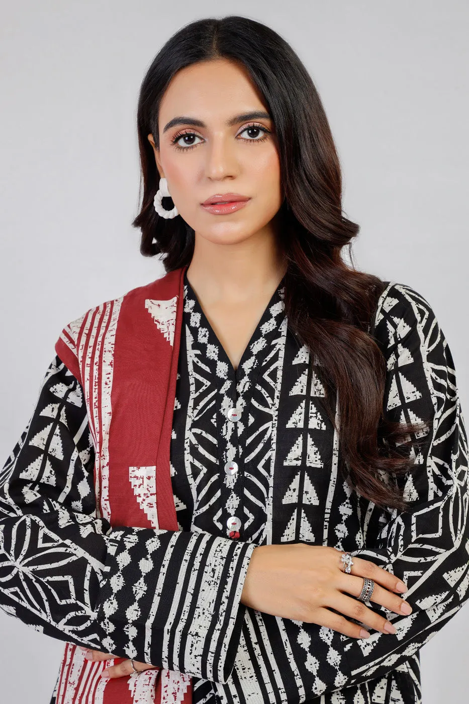 3 Piece Printed Khaddar Suit With Light Khaddar Dupatta