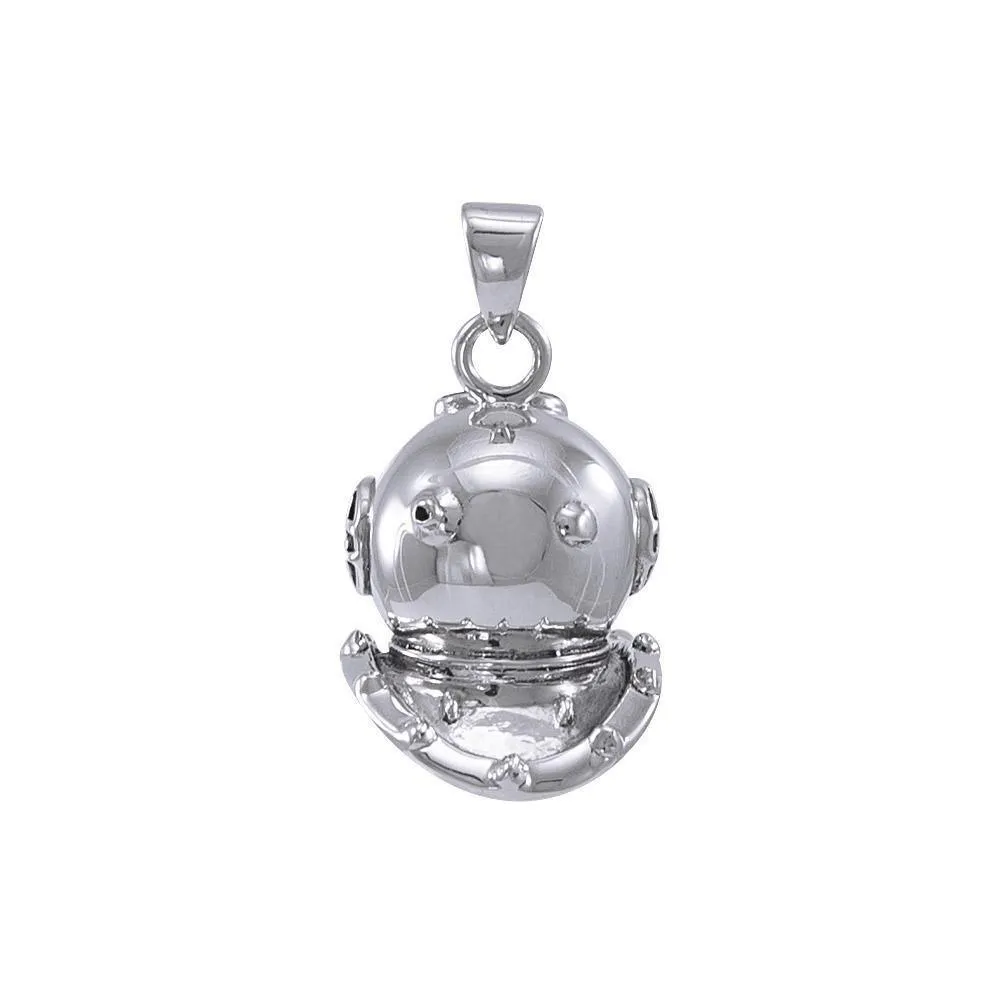 3D Dive Helmet ~ Sterling Silver Pendant  TP1021