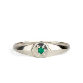 Astra Star Signet Ring - May - Emerald