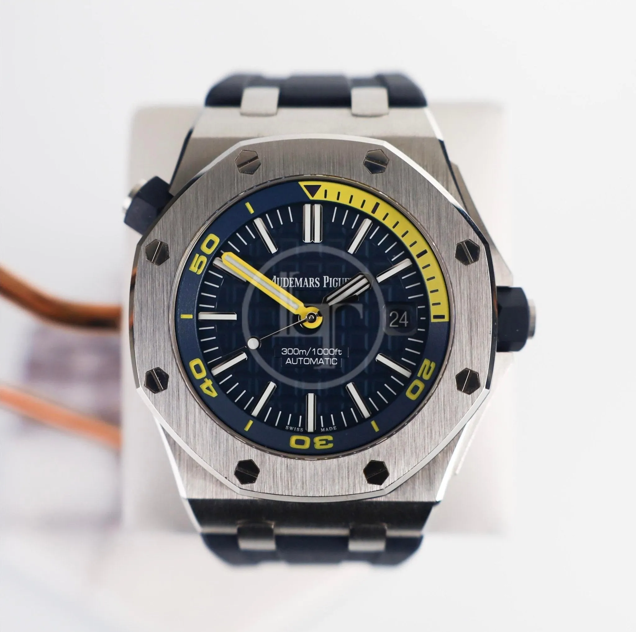 Audemars Piguet Royal Oak Offshore Diver Watch-Blue Dial 42mm-15710ST.OO.A027CA.01