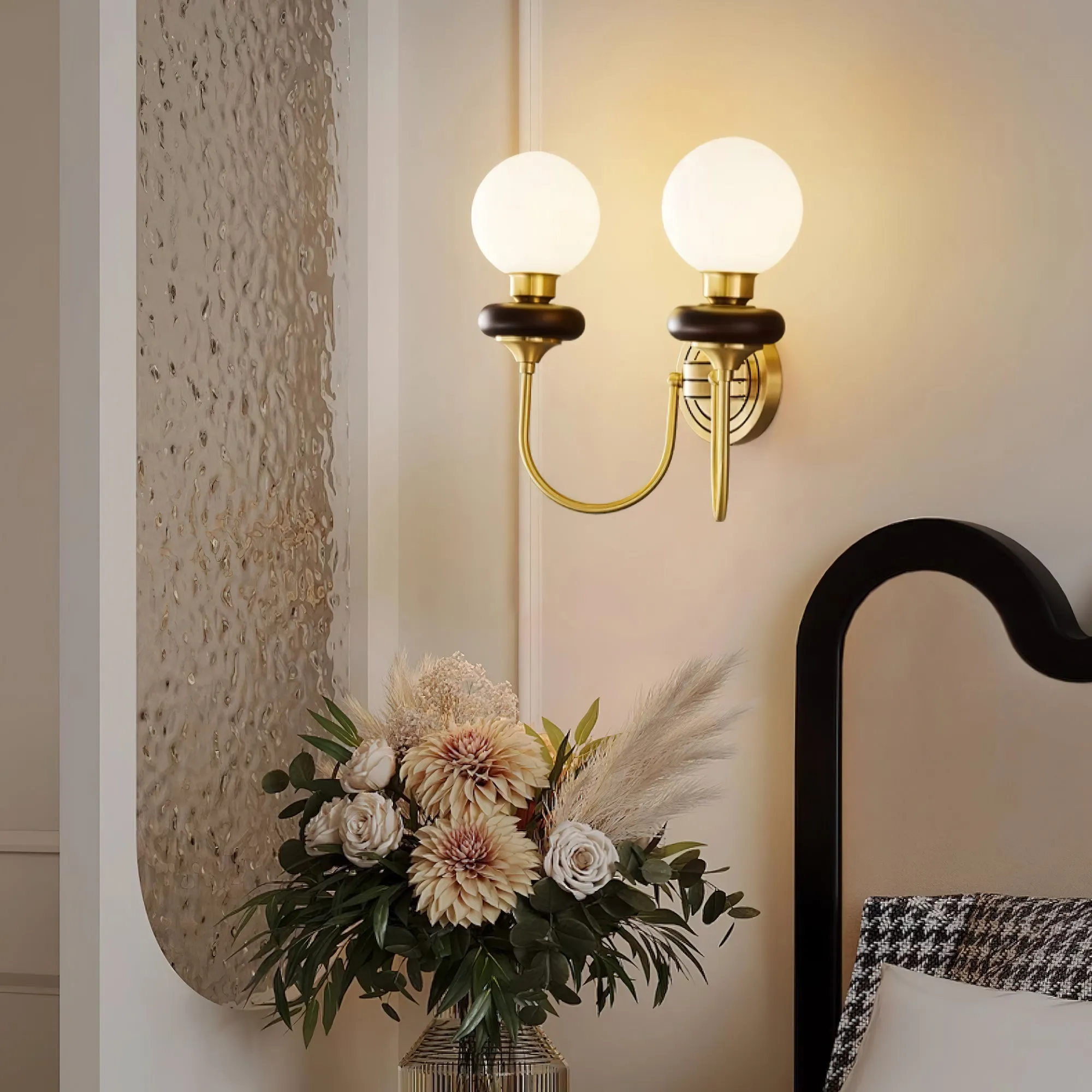 Bellevue Wall Lamp