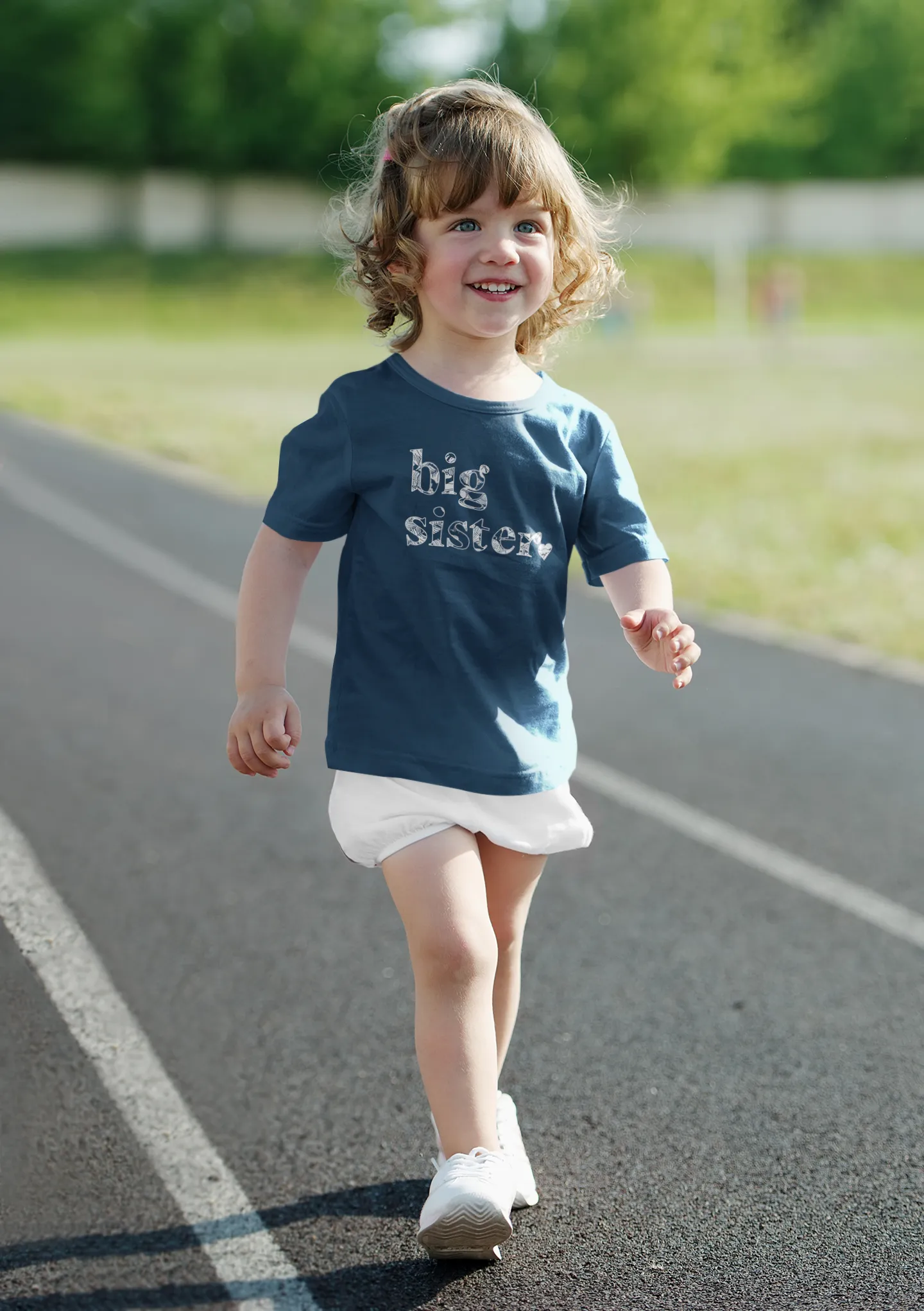 Big Sister T-Shirt Serra