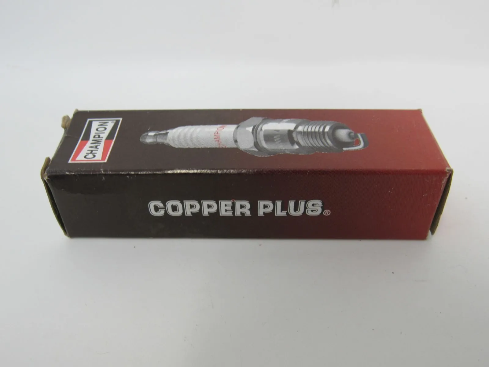 Champion Copper Plus Spark Plug Small Engine 849 CJ6 -- New