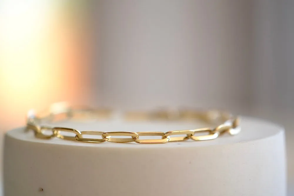 Knife Edge Oval Link Bracelet