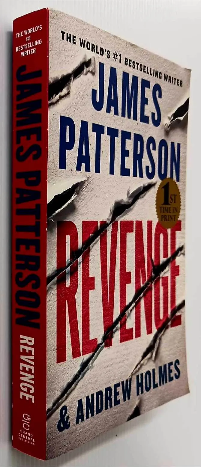 REVENGE - James Patterson, Andrew Holmes